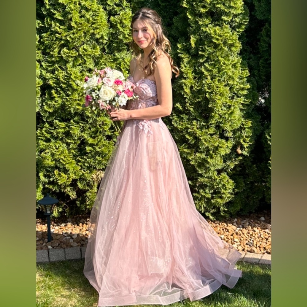 Elegant Pink Prom Gown
